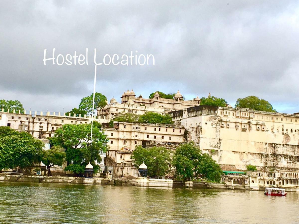 Gypsy Child Lake Hostel Udaipur Eksteriør billede